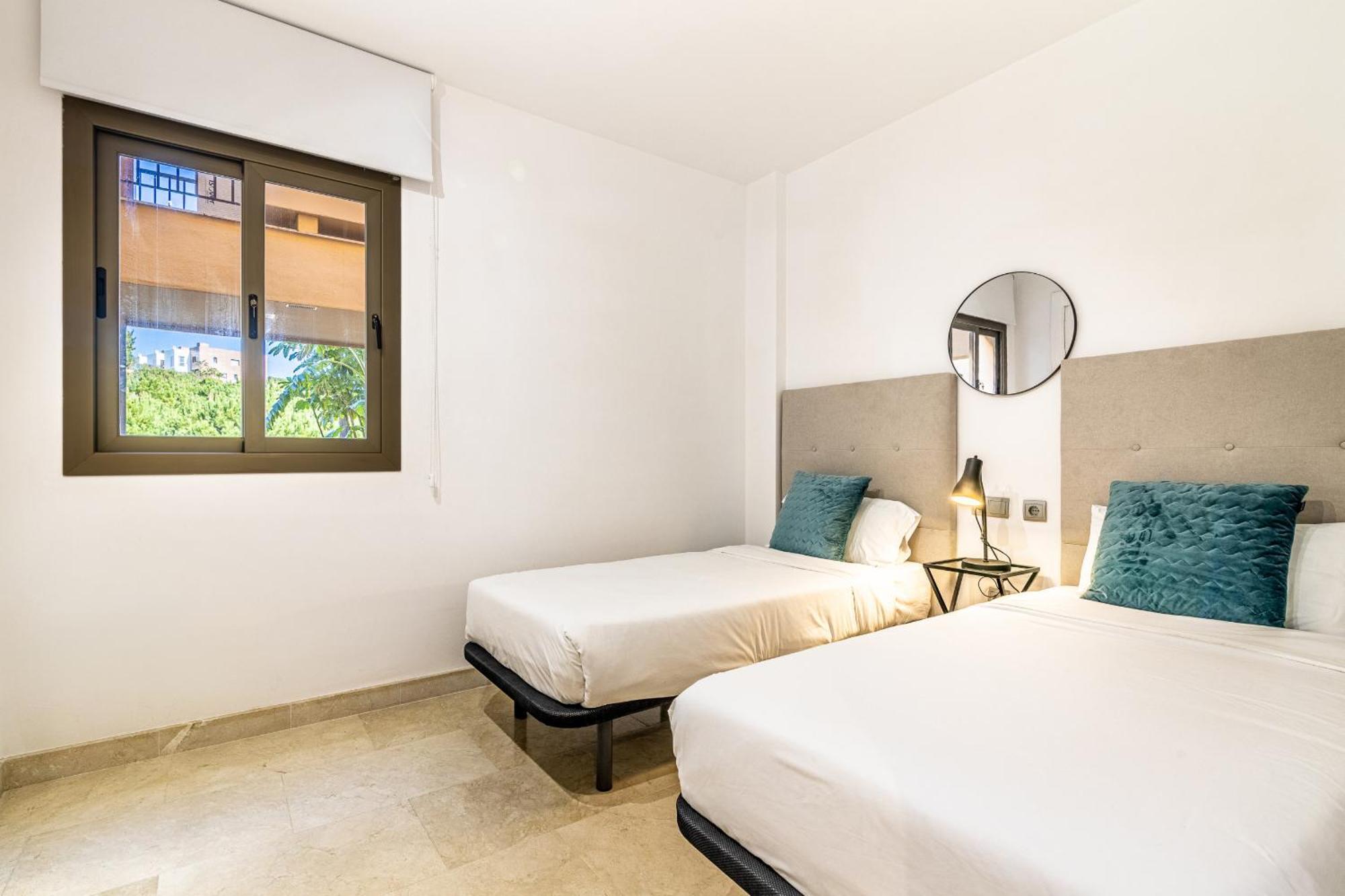 Cozy 2-bedroom In Hacienda De Cifuentes Appartement
