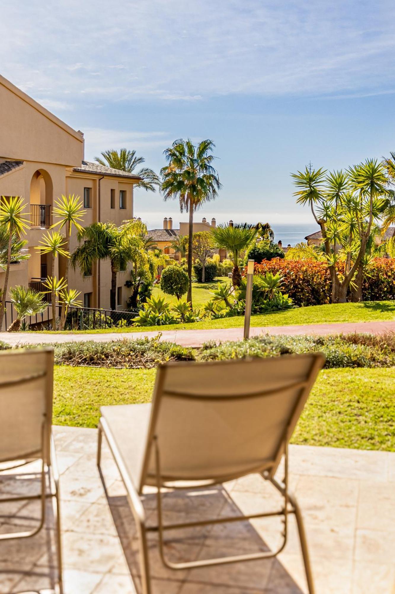 Lägenhet Cozy 2-bedroom In Hacienda De Cifuentes